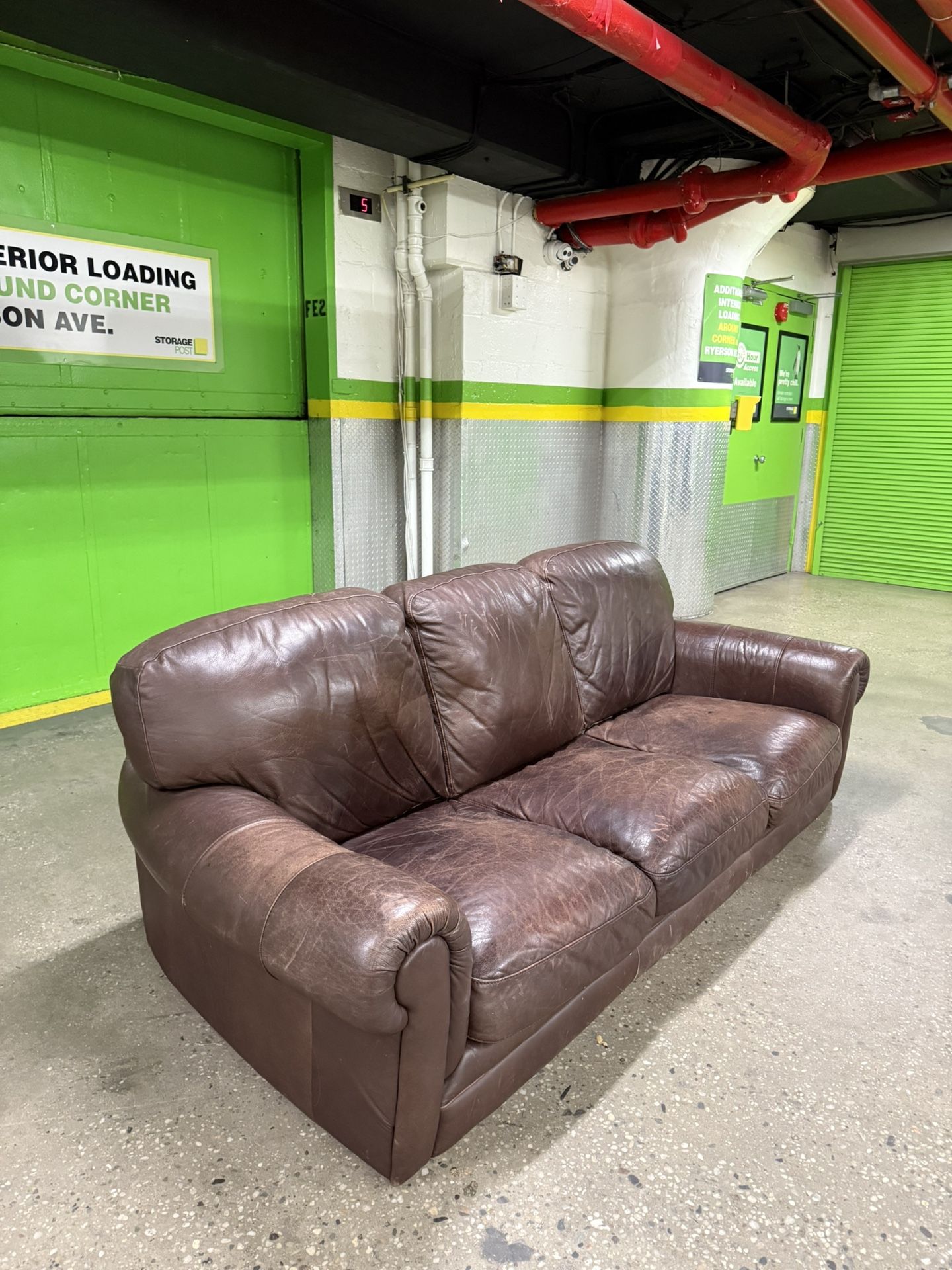 Distressed Brown Leather Sofa - 3 Seater (Natuzzi Style) - photo 4