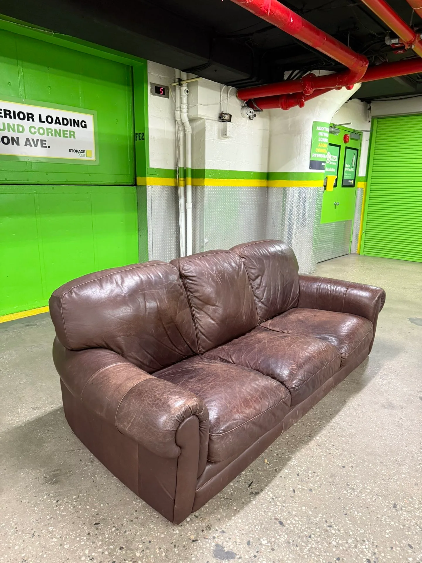 Distressed Brown Leather Sofa - 3 Seater (Natuzzi Style) image indicator(4)