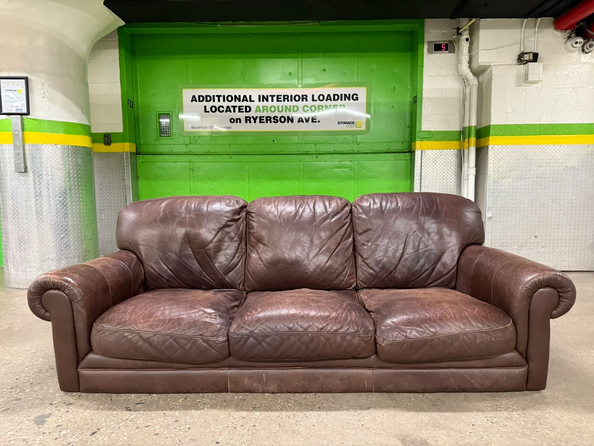 Distressed Brown Leather Sofa - 3 Seater (Natuzzi Style) image indicator(8)