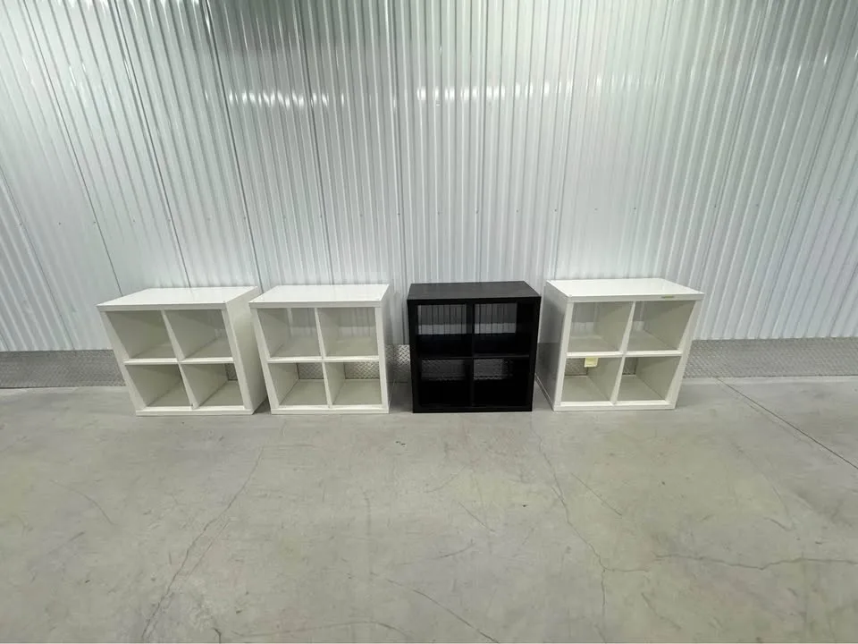 2 x 2 IKEA white high gloss kallax shelf unit image indicator(4)