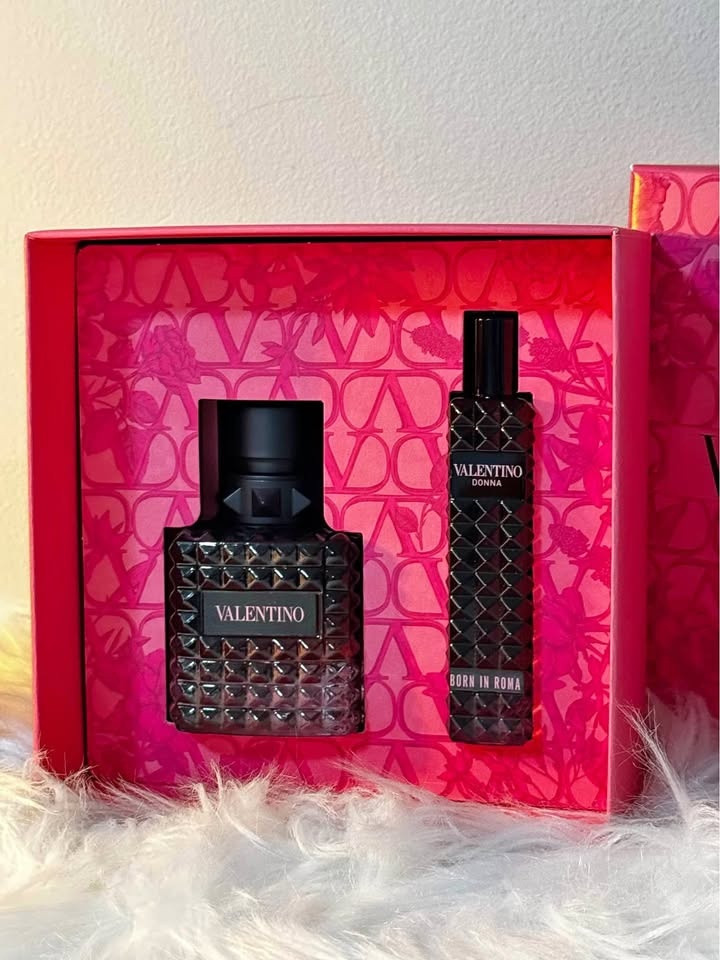 Valentino Born in Roma Intense Perfume Gift Set