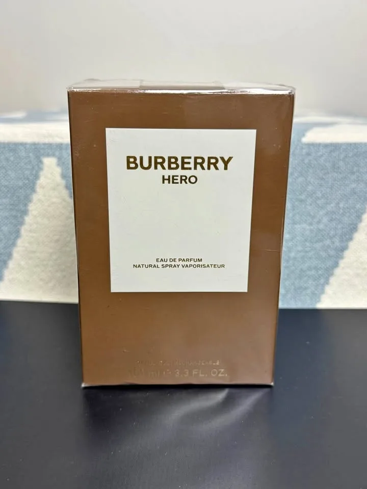 Burberry Hero Perfume