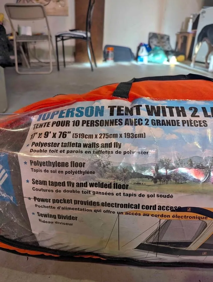 10 Person Tent with 2 Large Rooms