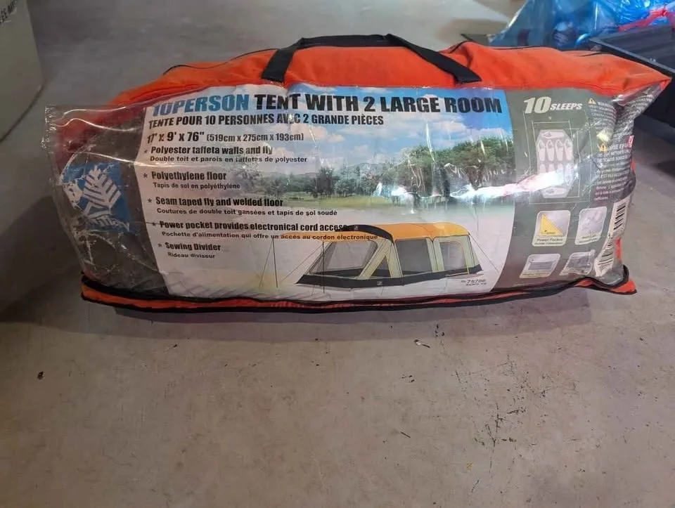 10 Person Tent with 2 Large Rooms image indicator(2)