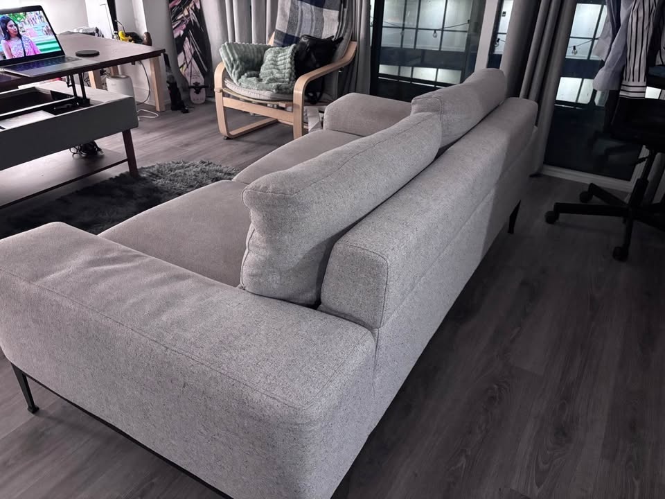 Structube Loveseat Sofa (DELIVERY AVAILABLE) - photo 3