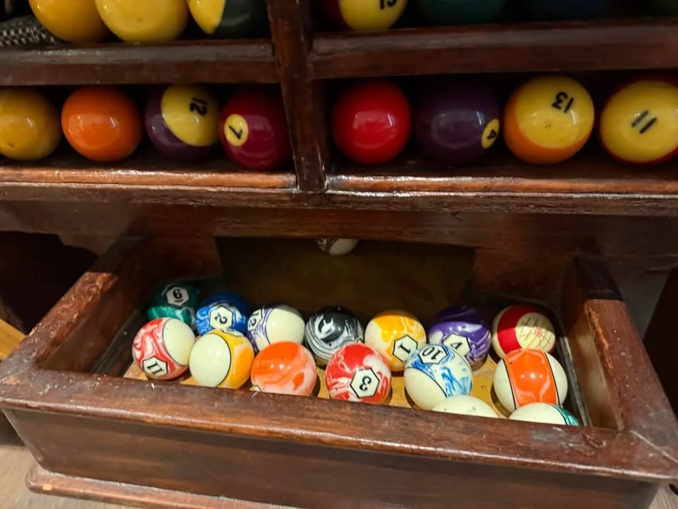 9’ Slate Pool Table - Recently Re-felted Antique Table image indicator(6)