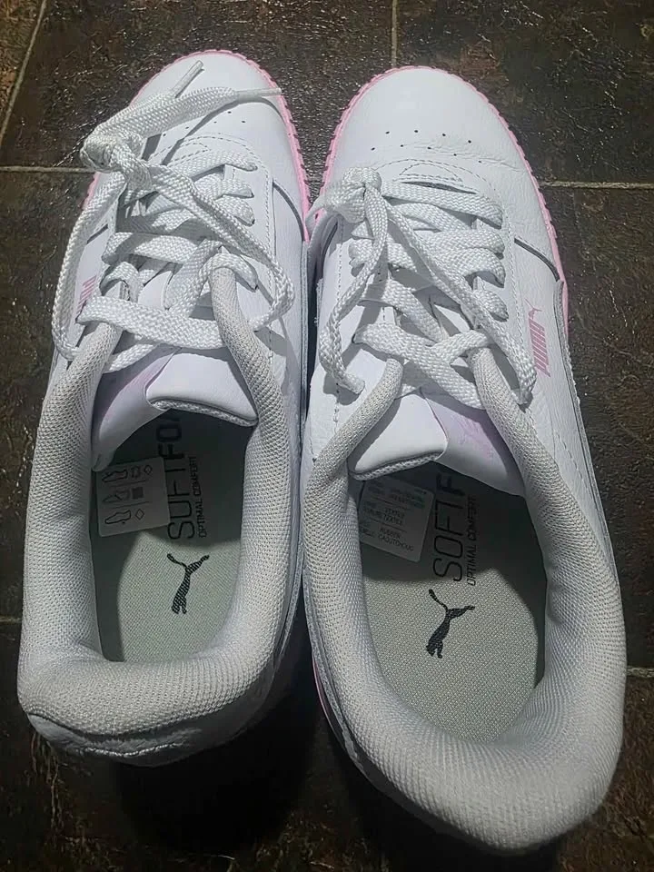 Womens Puma Carina Gradient 2.0 Sneakers Shoe Size 8 image indicator(8)