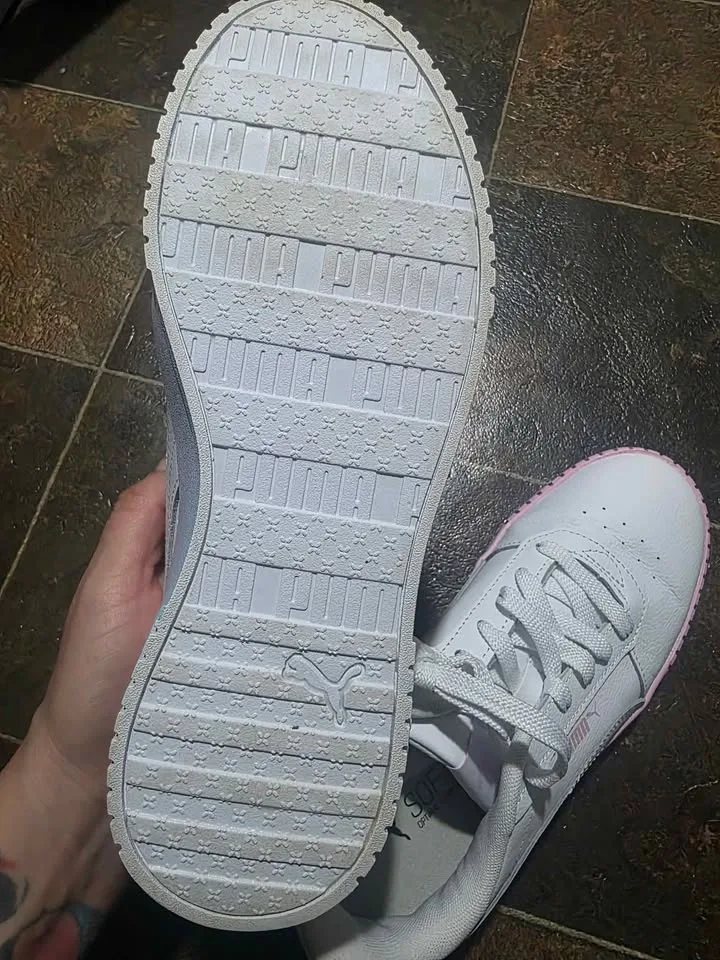 Womens Puma Carina Gradient 2.0 Sneakers Shoe Size 8 image indicator(10)