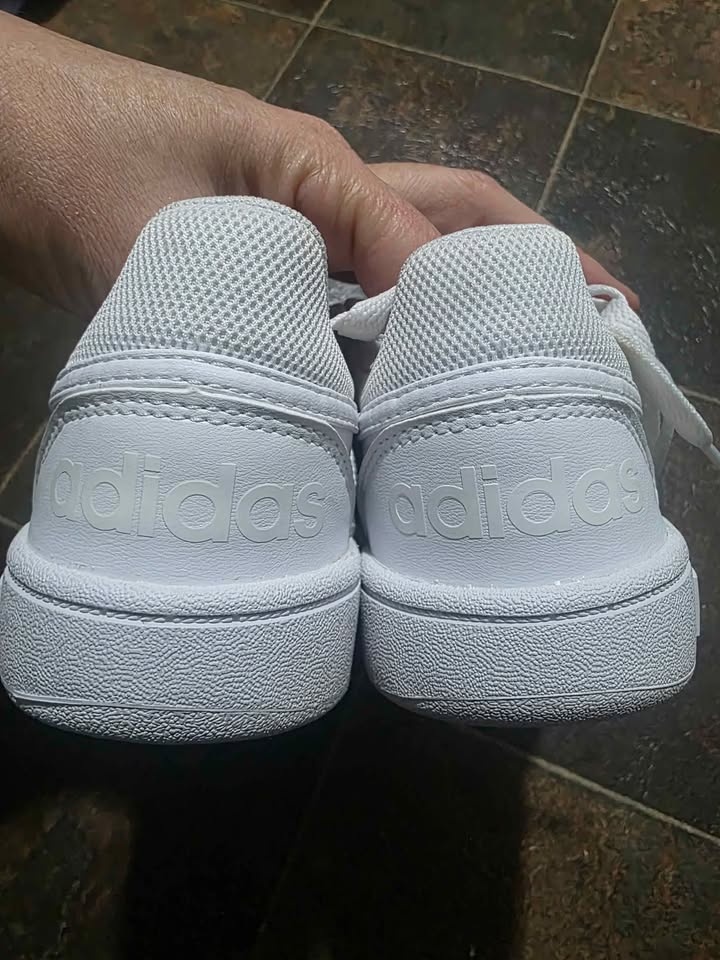 Adidas Hoops 3.0 K White Basketball Sneakers Youth Size 1 - photo 4