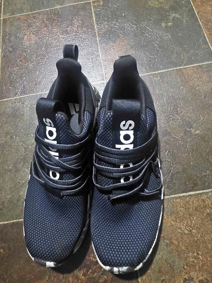 Adidas Unisex Lite Racer Adapt 7.0 Shoes Sz 4