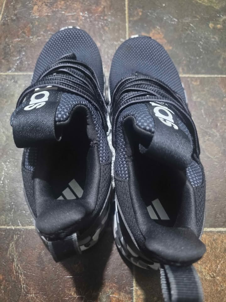 Adidas Unisex Lite Racer Adapt 7.0 Shoes Sz 4 - photo 3