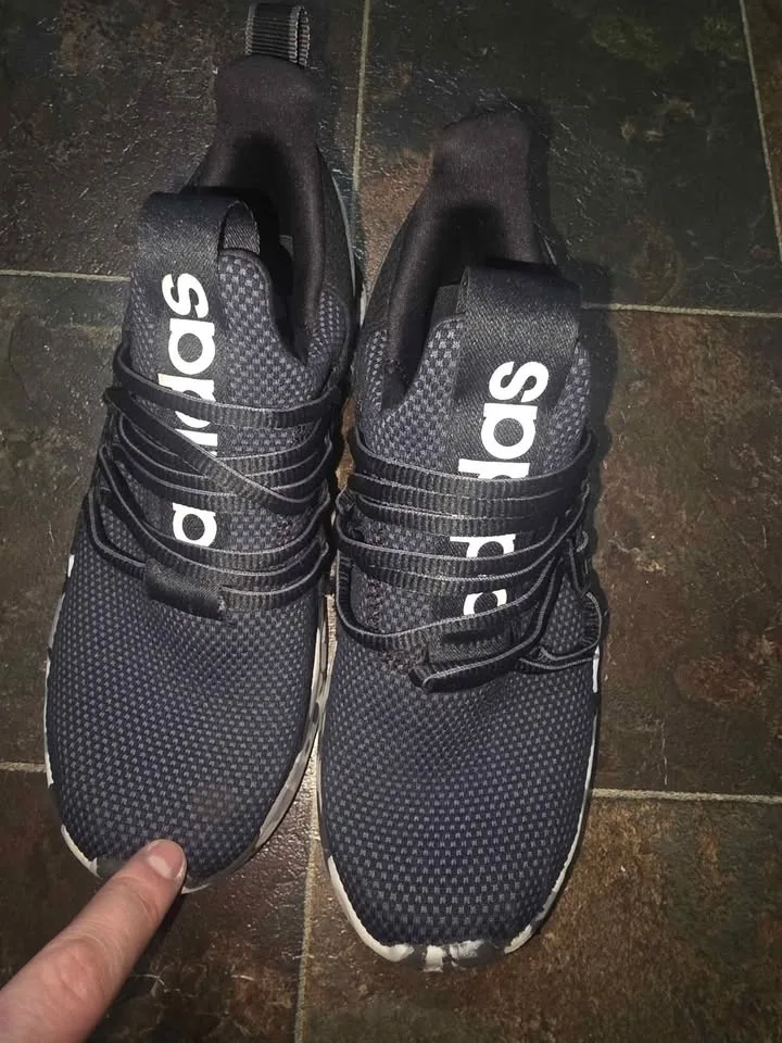 Adidas Unisex Lite Racer Adapt 7.0 Shoes Sz 4 image indicator(5)