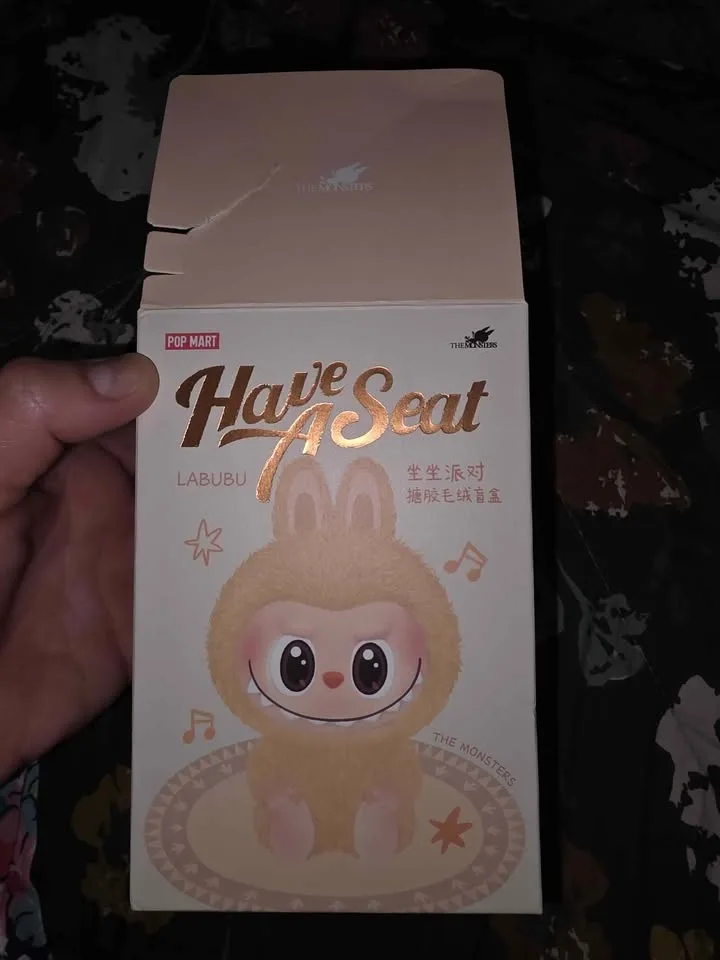 AUTHENTIC POP MART Labubu HAVE A SEAT HEHE image indicator(2)