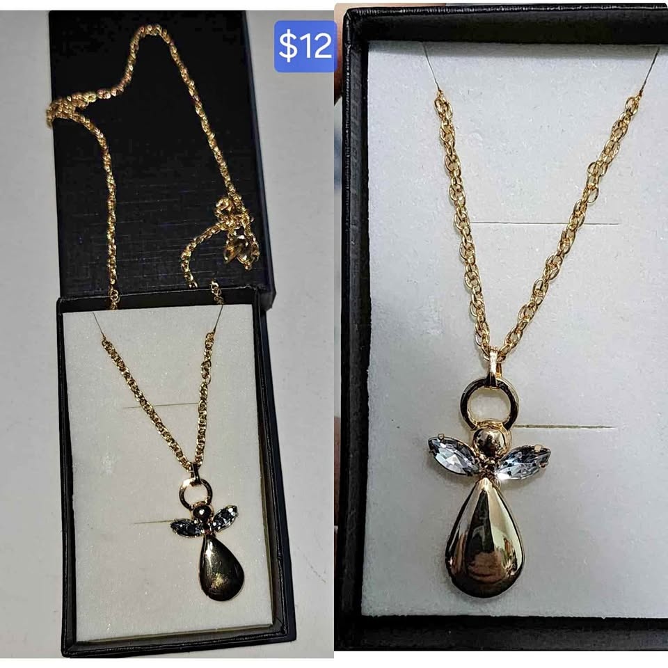 Woman jewelry