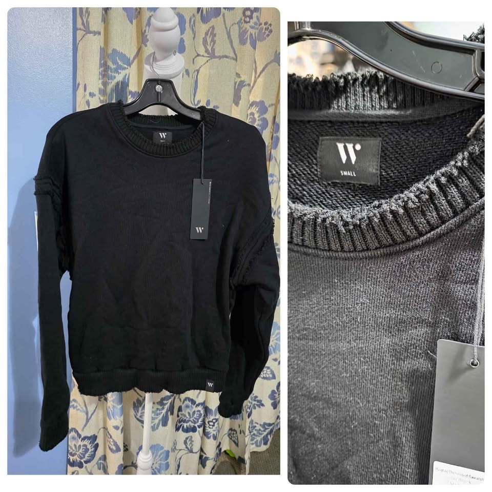 Womens Jackets Hoodies Clothes Bundle Size small and medium - photo 4