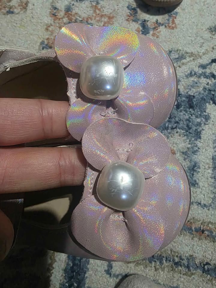 Baby girl shoes... 5c or 5t.. brown and pink - photo 4