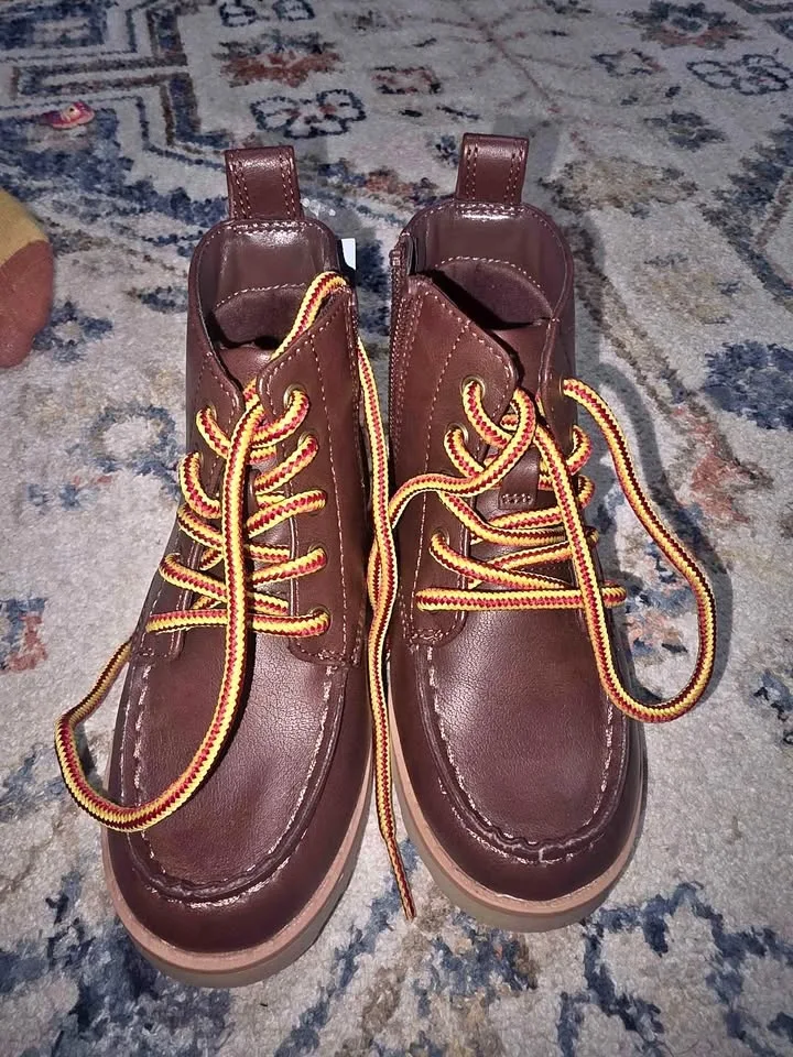 NEW Cat & Jack Boys' Greyson Boots Brown Size 9