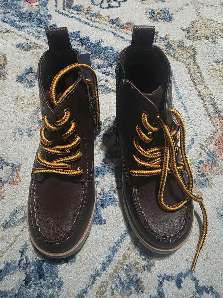 NEW Cat & Jack Boys' Greyson Boots Brown Size 9 image indicator(2)