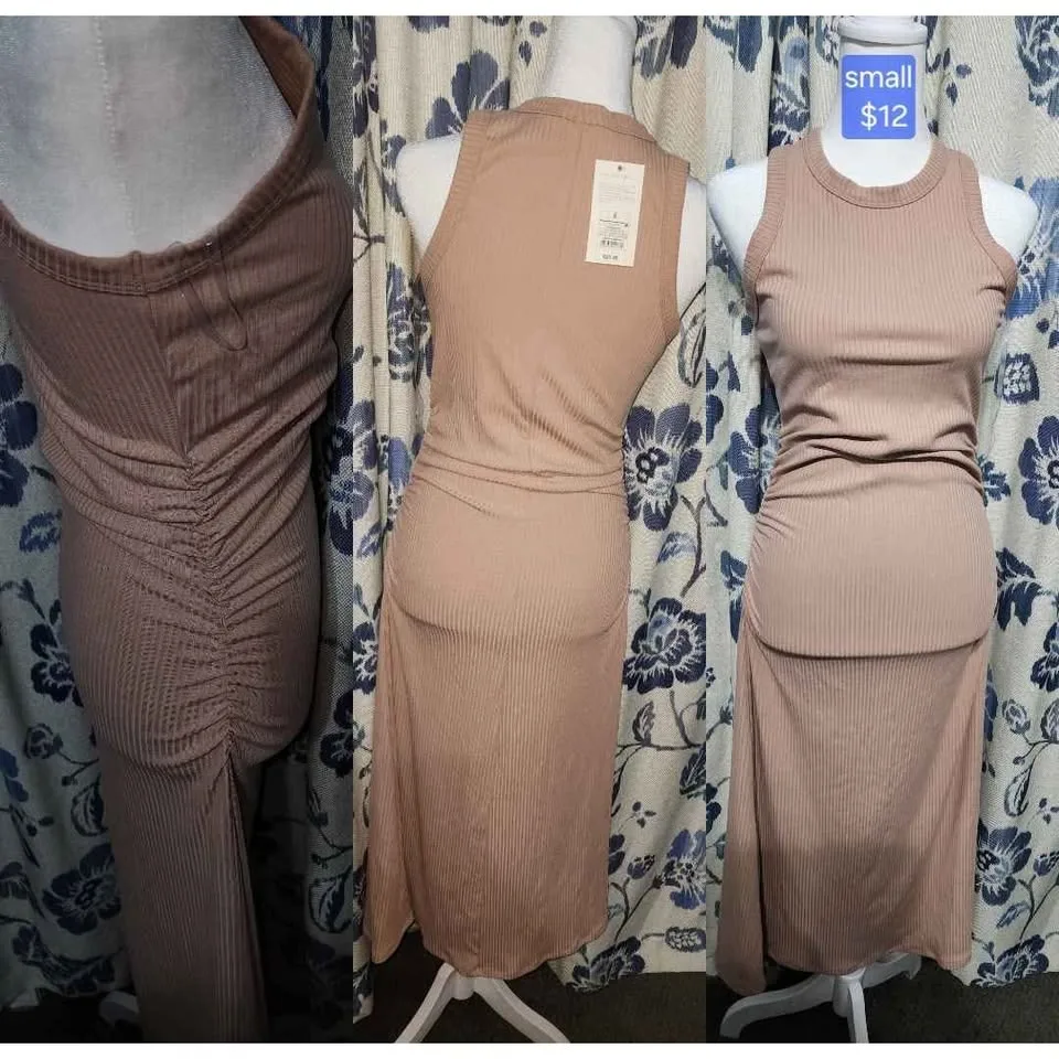 Bundle Women clothes XS S M for sele image indicator(4)