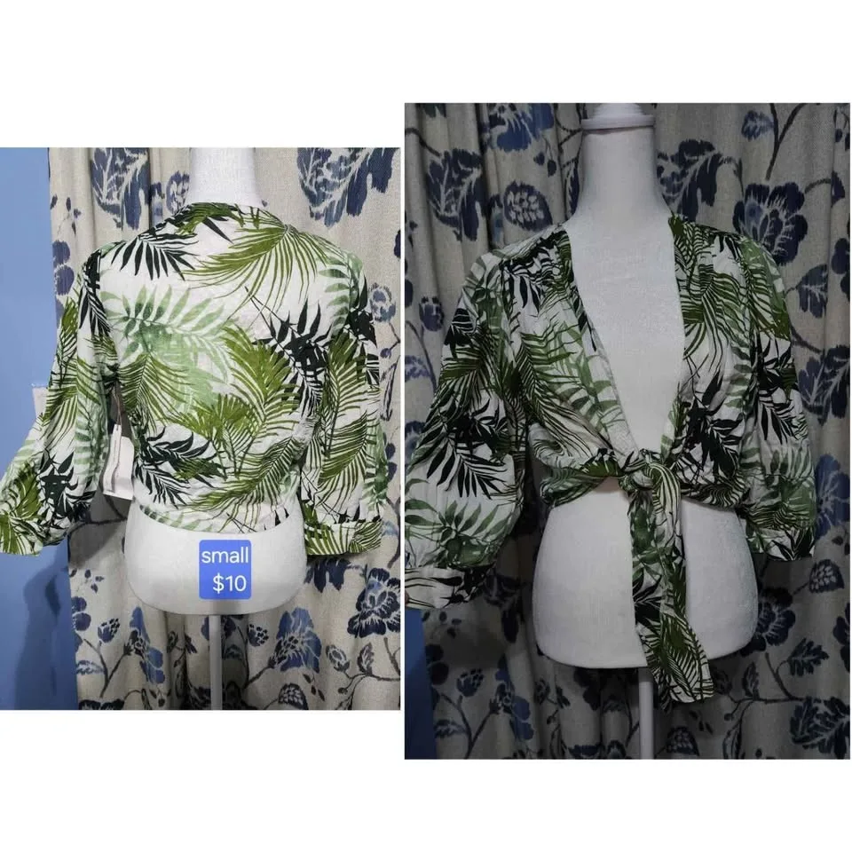 Bundle Women clothes XS S M for sele image indicator(8)