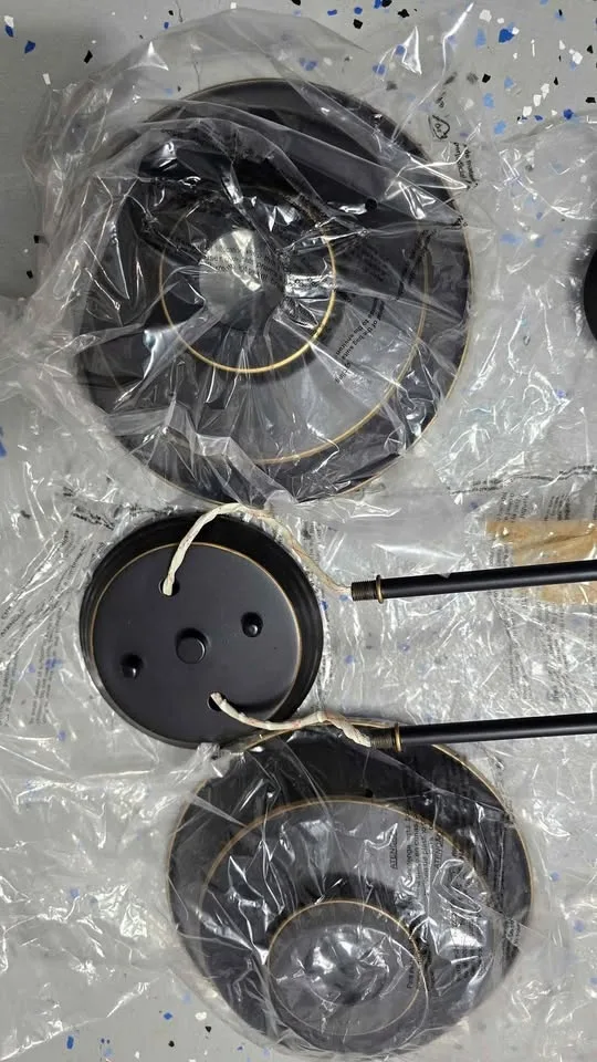 Farmhouse Pendant 5-Light Linear Chandelier image indicator(6)