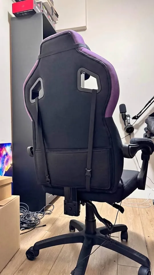 Gaming Chair with Massage function