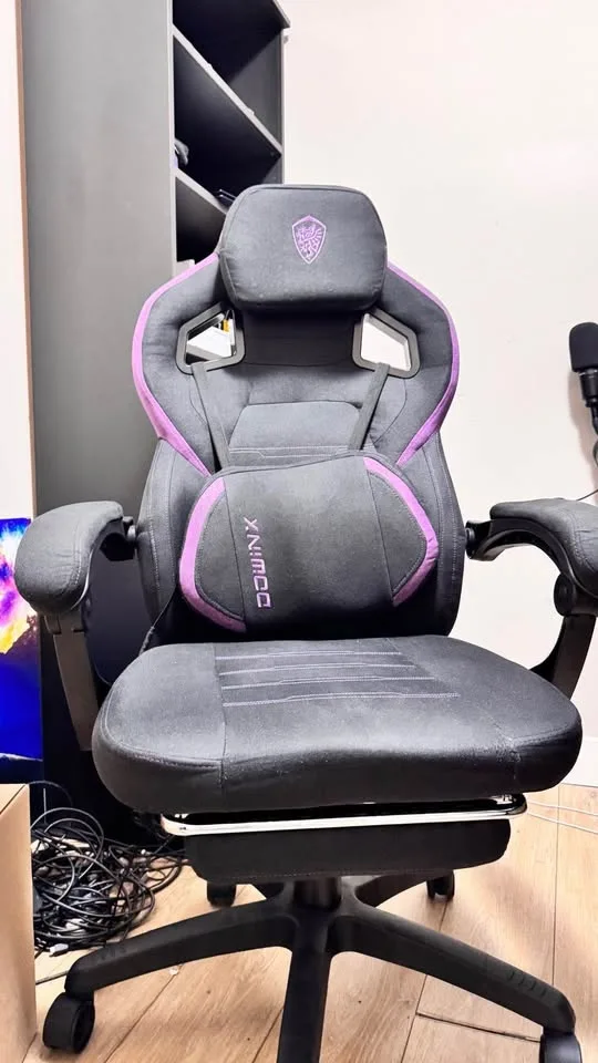 Gaming Chair with Massage function image indicator(3)