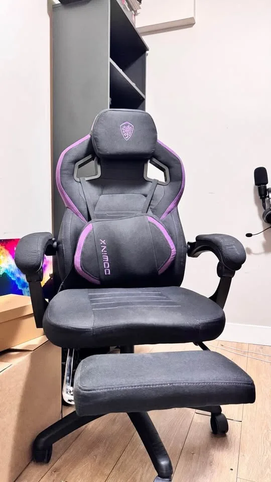 Gaming Chair with Massage function image indicator(4)