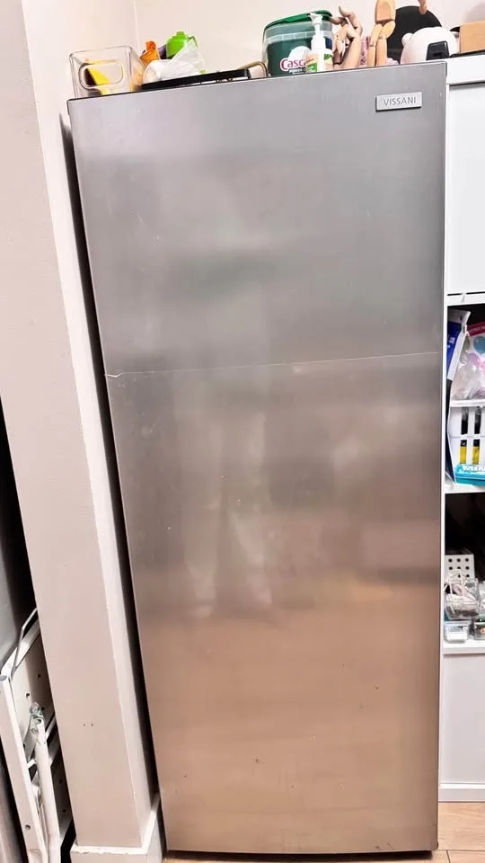 7 cu. Ft. Upright Convertible Freezer image indicator(5)