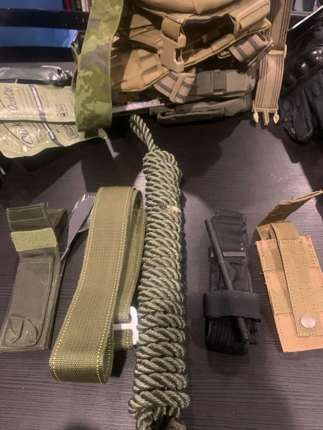 NEW!!! Militaria Hunting Lot belt utensils tourniquet rope