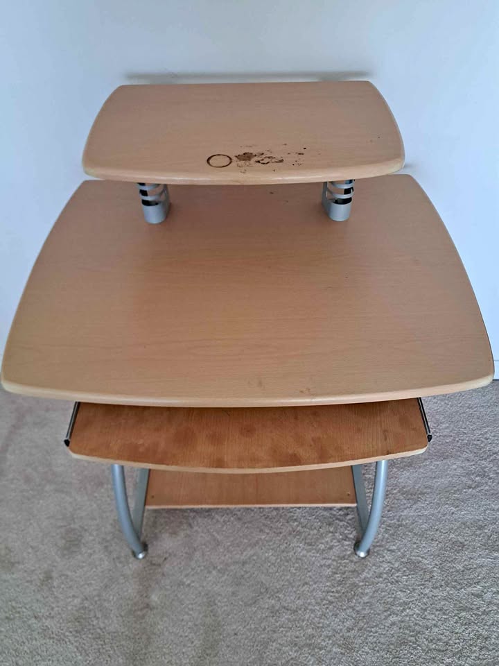 Moving sale - computer desk/ Laptop table