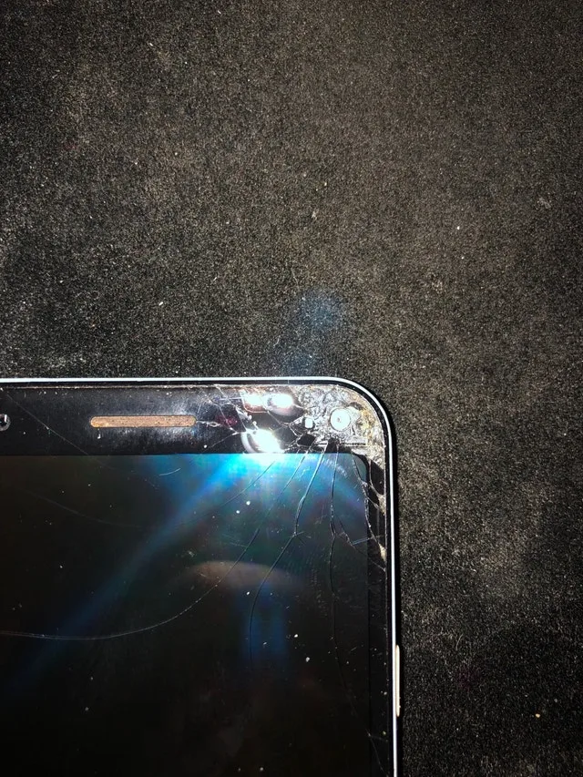 GOOGLE PIXEL 3a ("eSIM Only") image indicator(3)