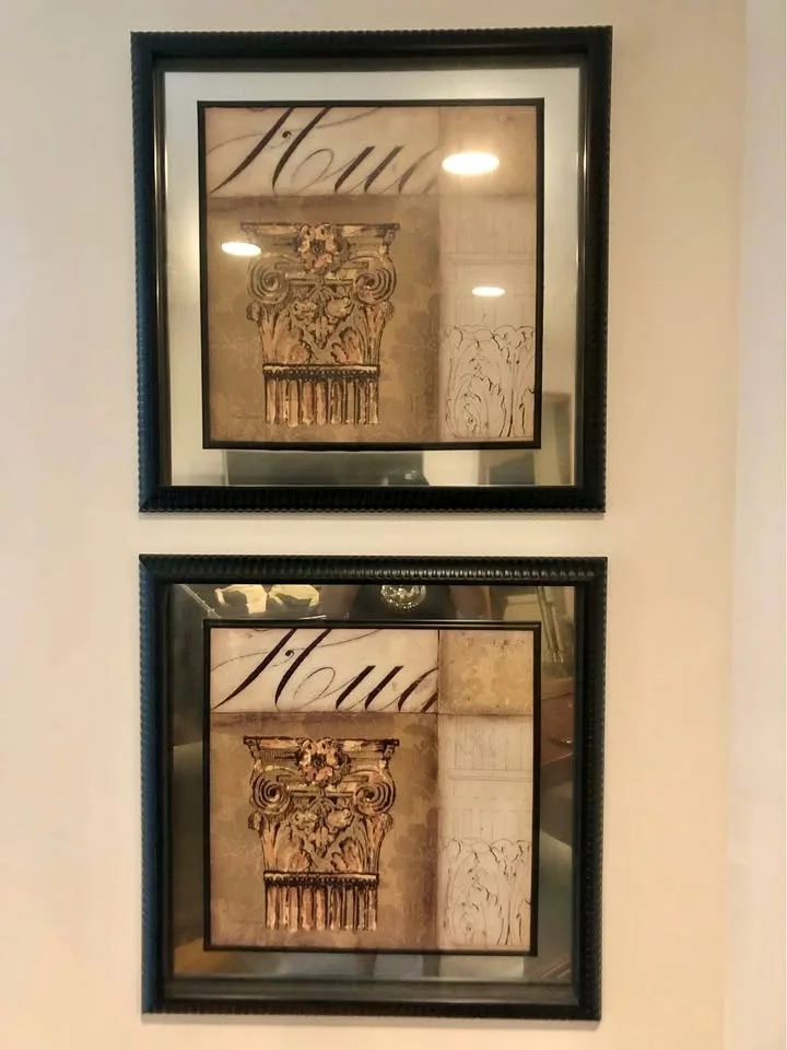 Set of 4 mirrored framed wall decor. $200. Pu Thornhill