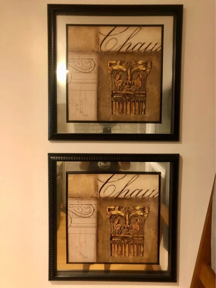 Set of 4 mirrored framed wall decor. $200. Pu Thornhill image indicator(2)