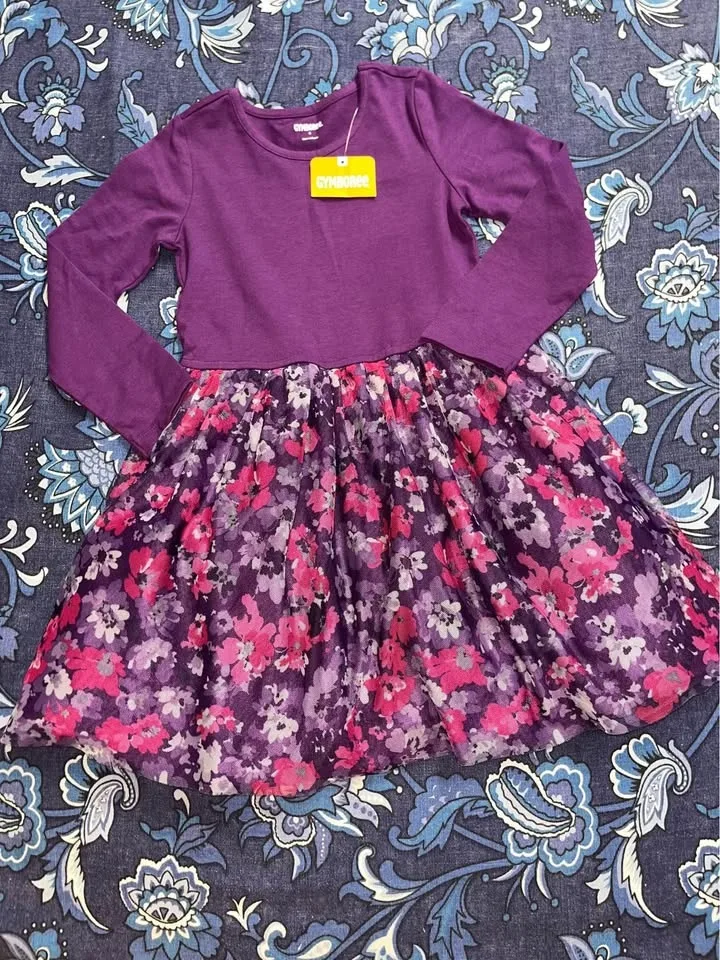 BNWT set of 3 Gymboree girls size 4 outfits. $20 each or all 3 f image indicator(3)