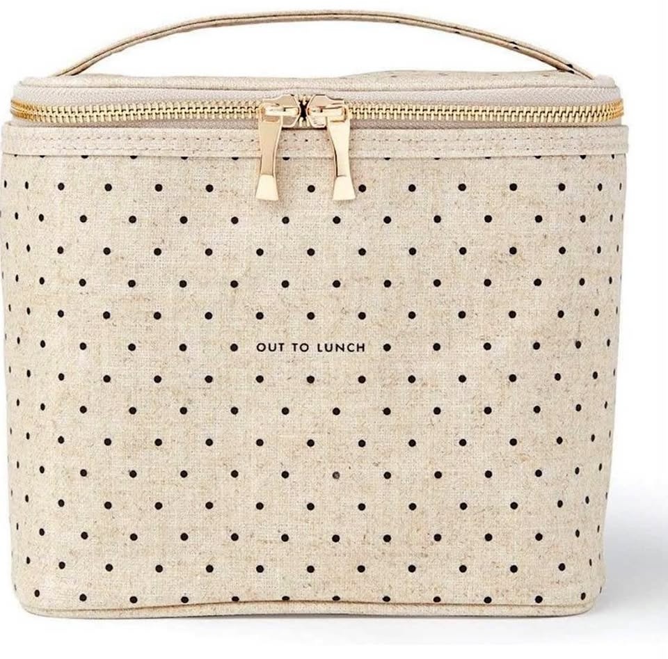 BNWT Kate Spade insulated lunch bag. Retails $77 plus taxes. Pu