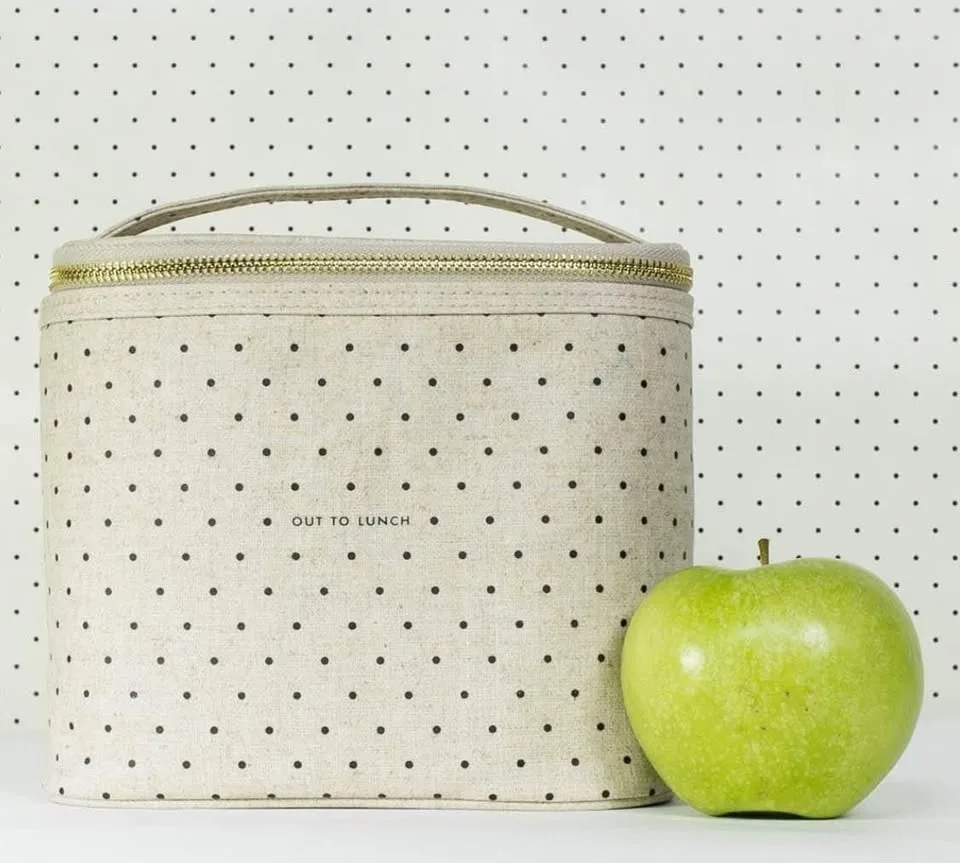 BNWT Kate Spade insulated lunch bag. Retails $77 plus taxes. Pu image indicator(8)