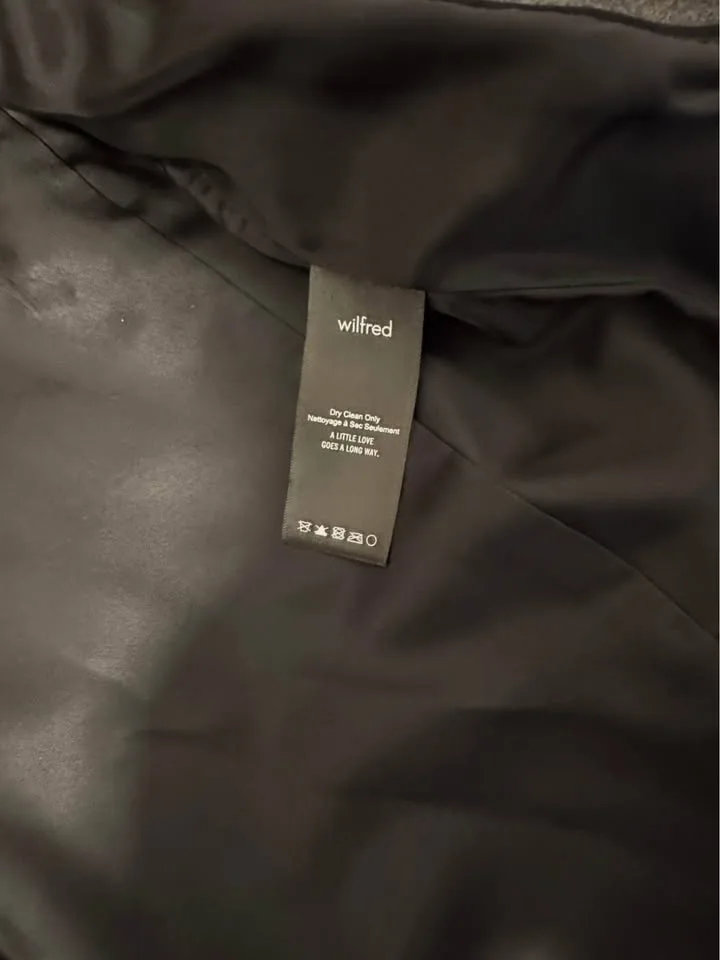 Wilfred The Cocoon Coat image indicator(6)