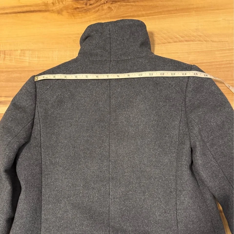 Wilfred The Cocoon Coat image indicator(9)