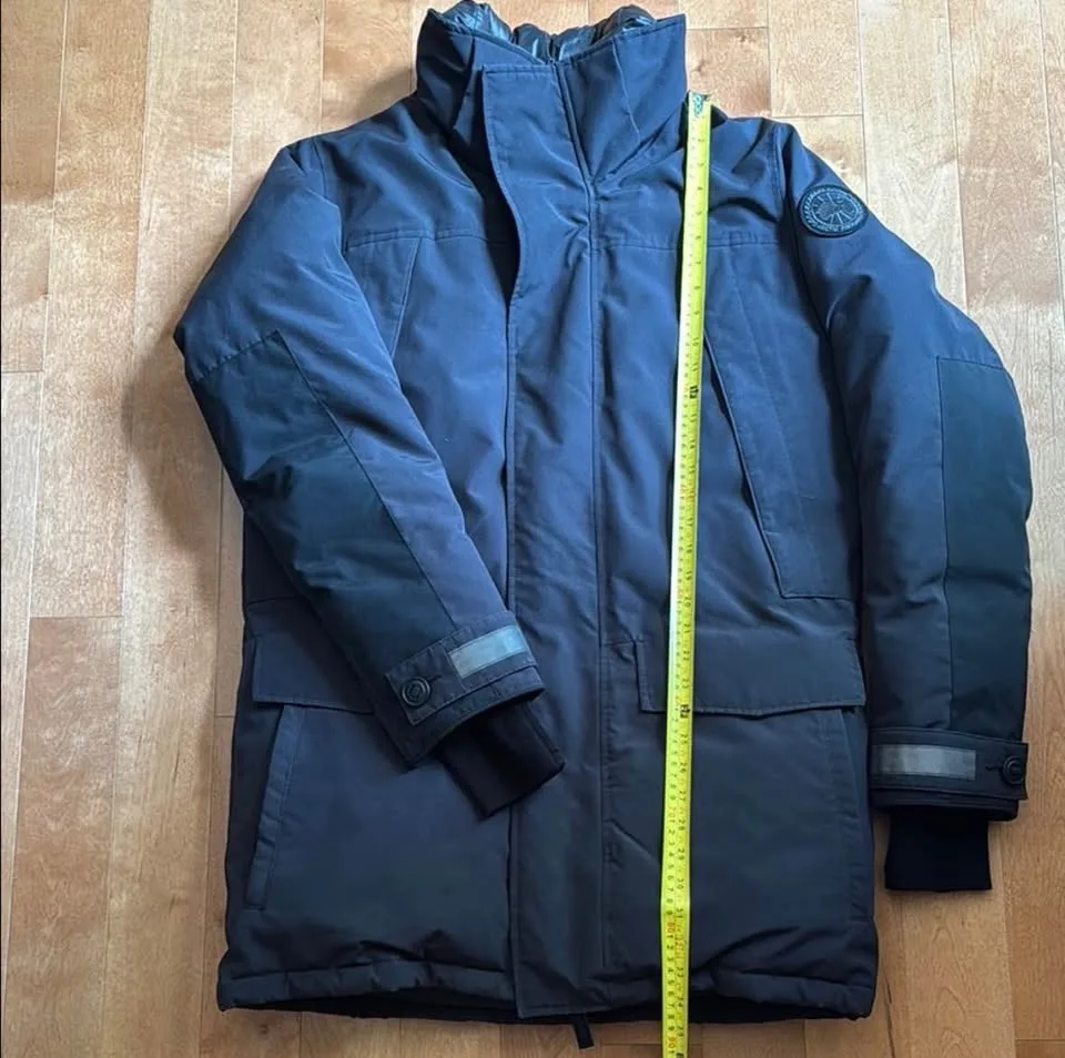 Men's Canada Goose Black Label Winter Jacket image indicator(2)