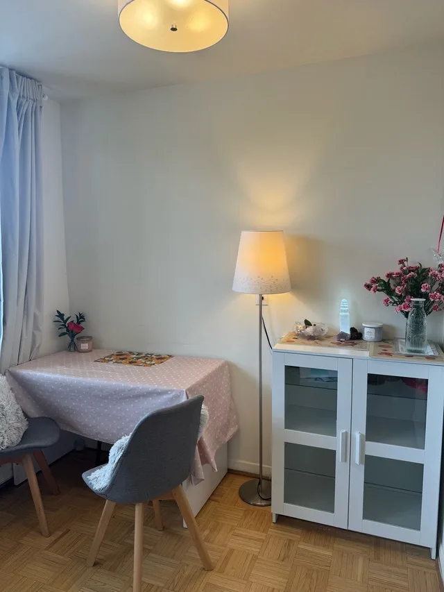 Moving out sale!!!! Keep all the furniture for free!!!! image indicator(2)