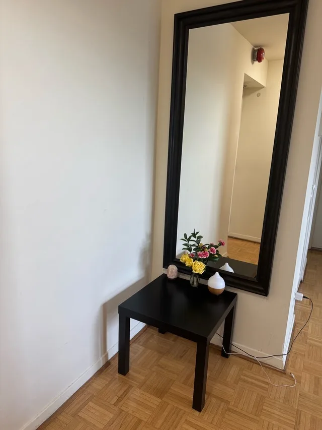 Moving out sale!!!! Keep all the furniture for free!!!! image indicator(7)