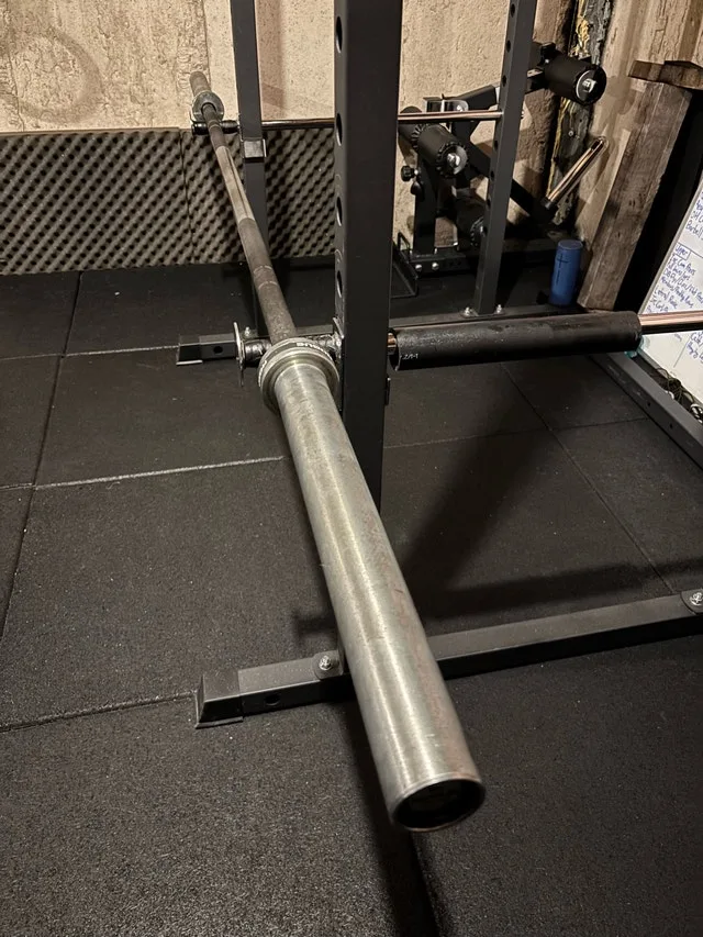 Rogue 2.0 Black Zinc Barbell image indicator(2)