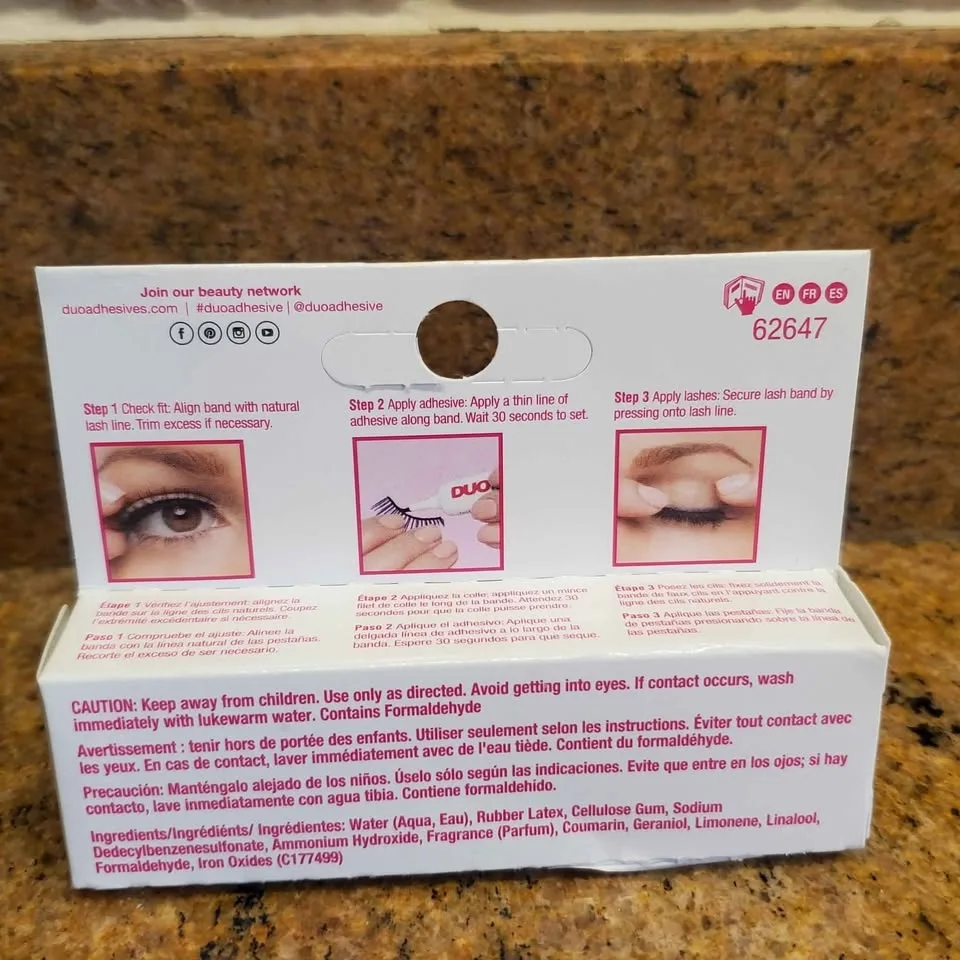 BNIB DUO Striplash Faux Eyelash Adhesive Dark Tone image indicator(2)