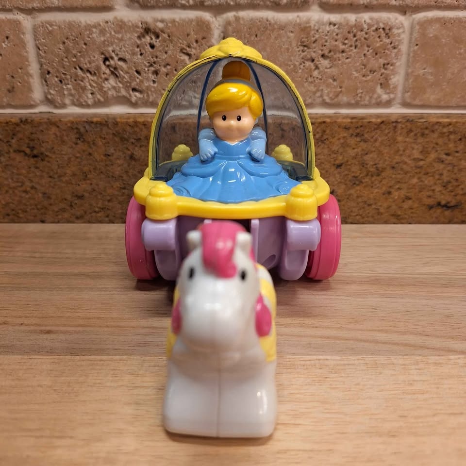 Fisher Price Cinderella Klip Klop - photo 2