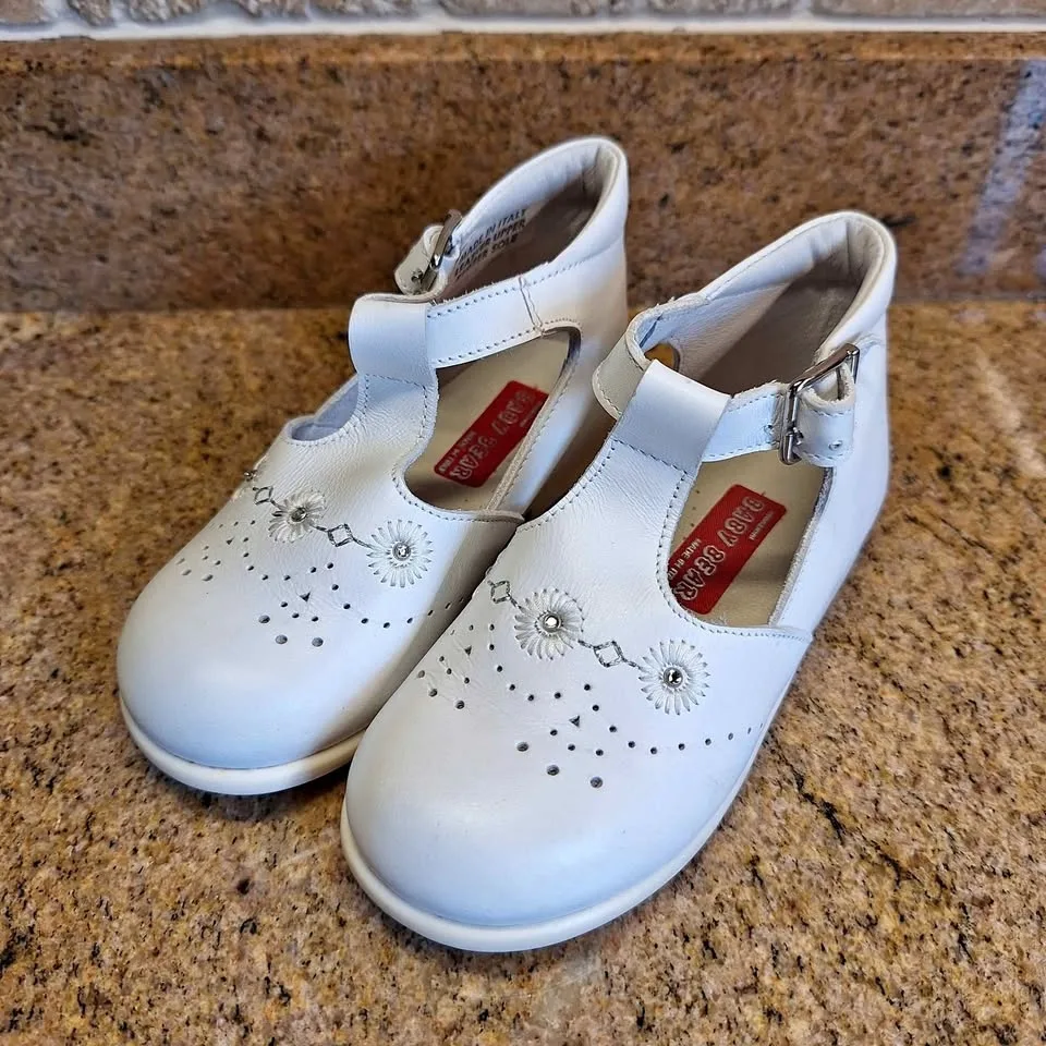 EUC Toddler Leather Dress Shoes - 8