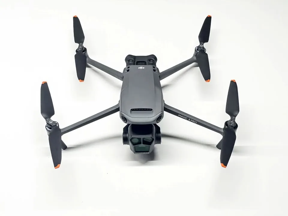 Mavic 3 Pro Fly More Kit w/ RC Pro
