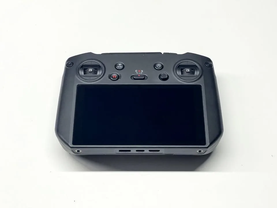 Mavic 3 Pro Fly More Kit w/ RC Pro image indicator(7)