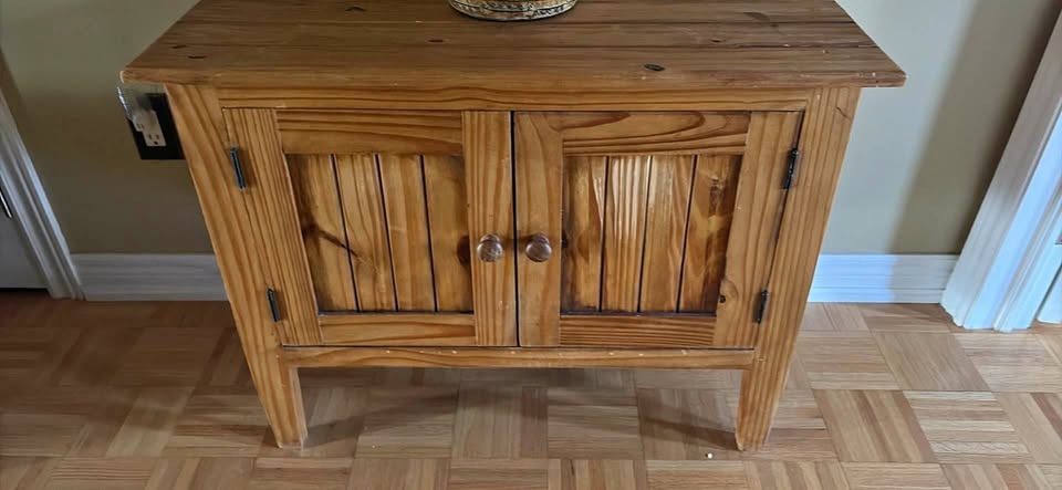 Storage cabinet