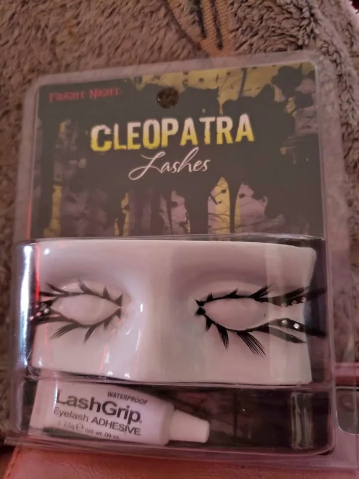 NEW HALLOWEEN LASHES